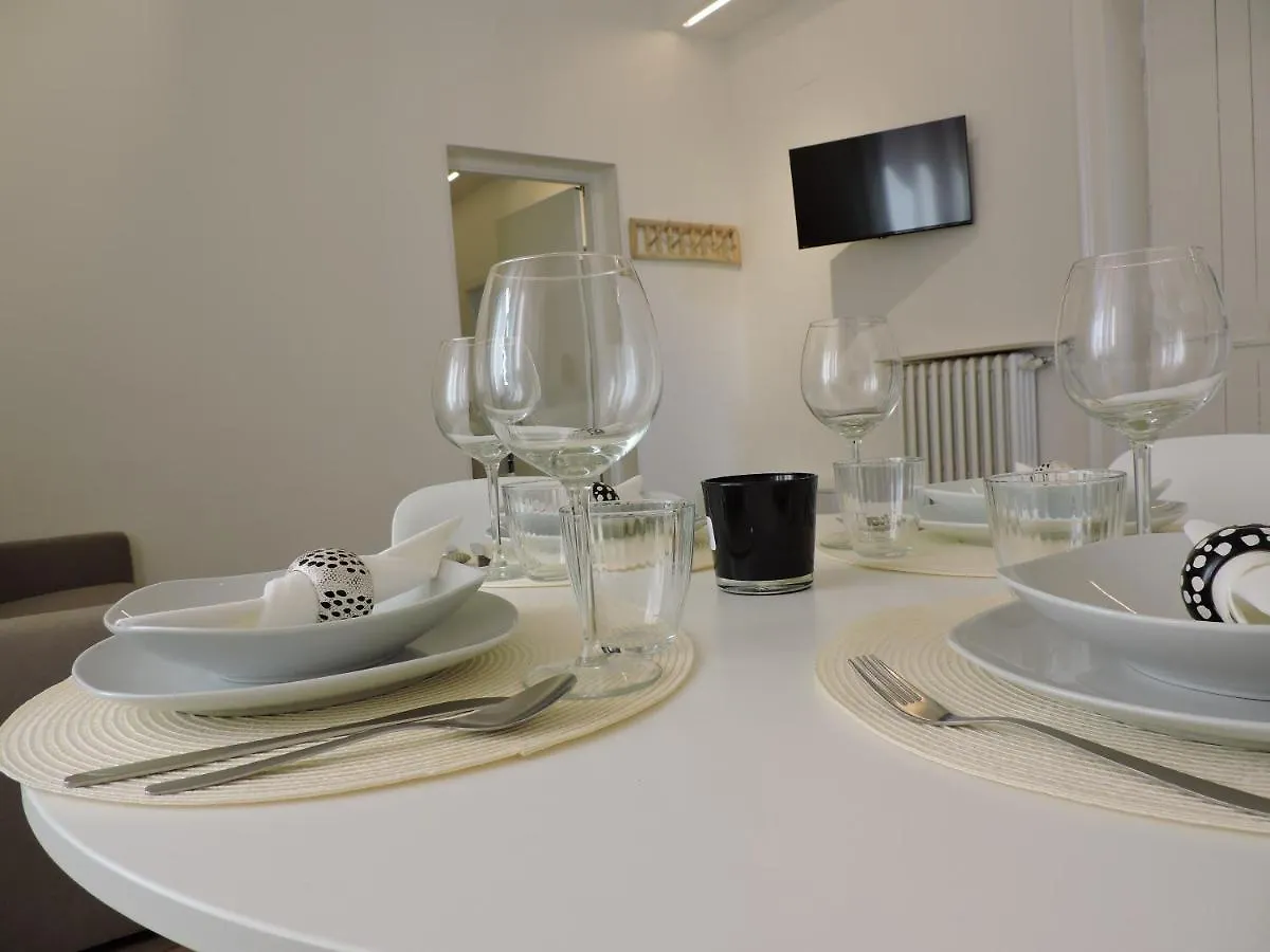 Garibaldi 52 Exclusive Apartments Bari